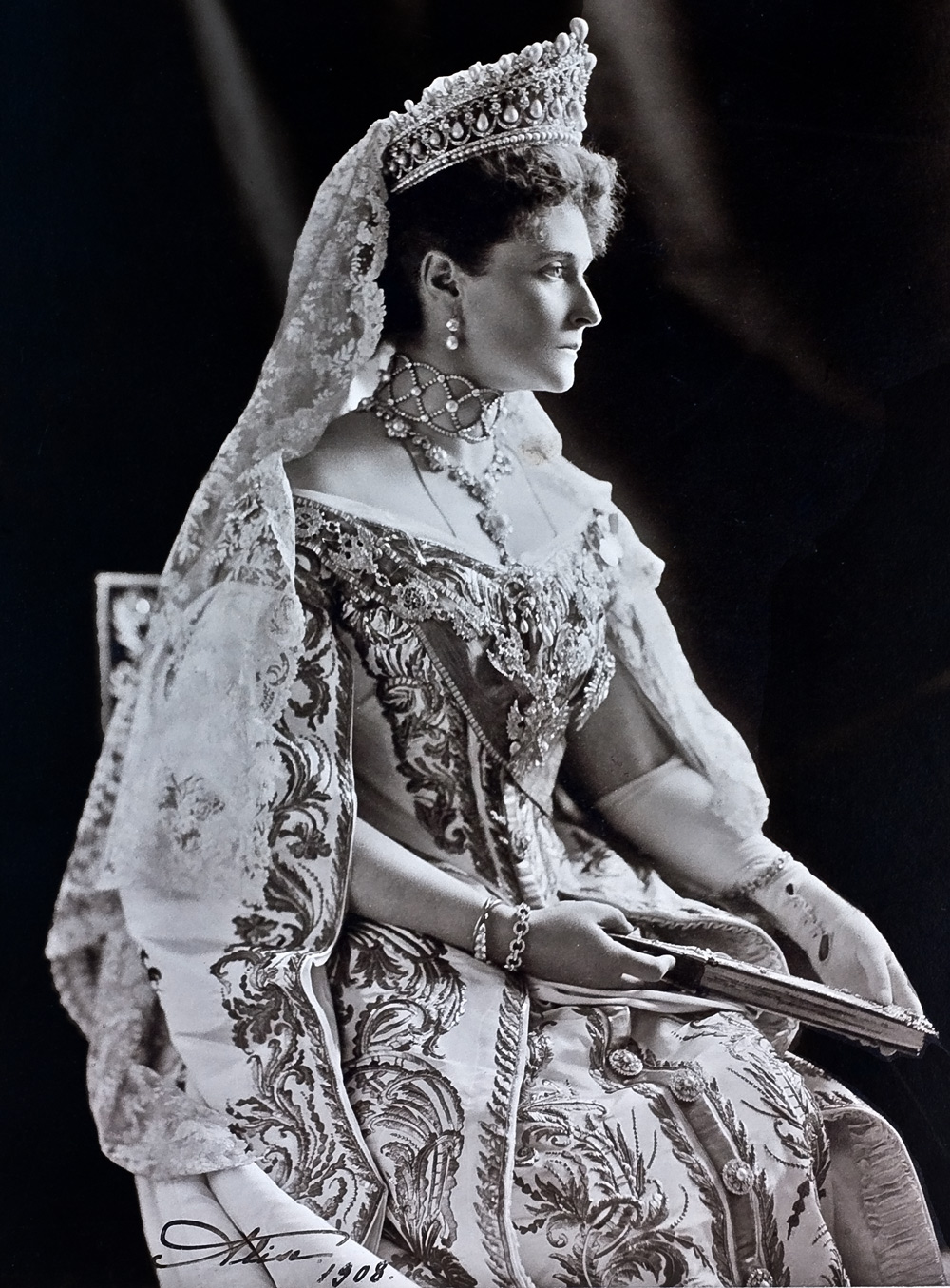 Empress Alexandra of all the Russias, 1908