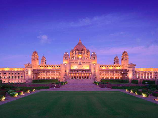 The opulent palace is located on 26 acres of gardens and has 347 rooms, 64 of which guests can stay in.
