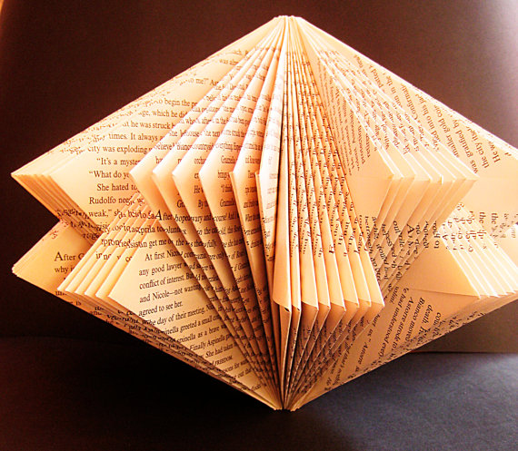 Book Sculptures That Give Pages a Life of Their own