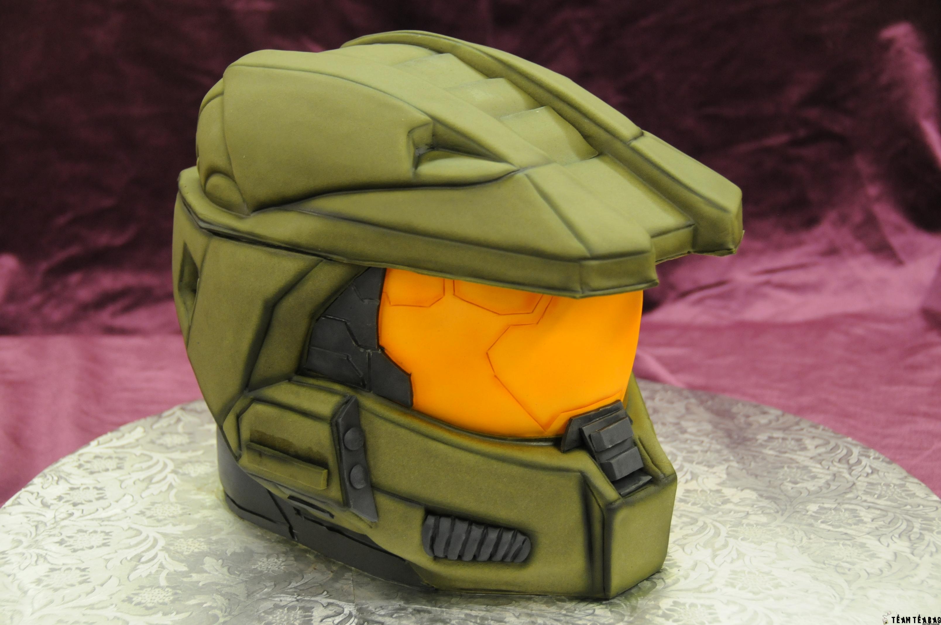 halo spartan helmet cake - Taries