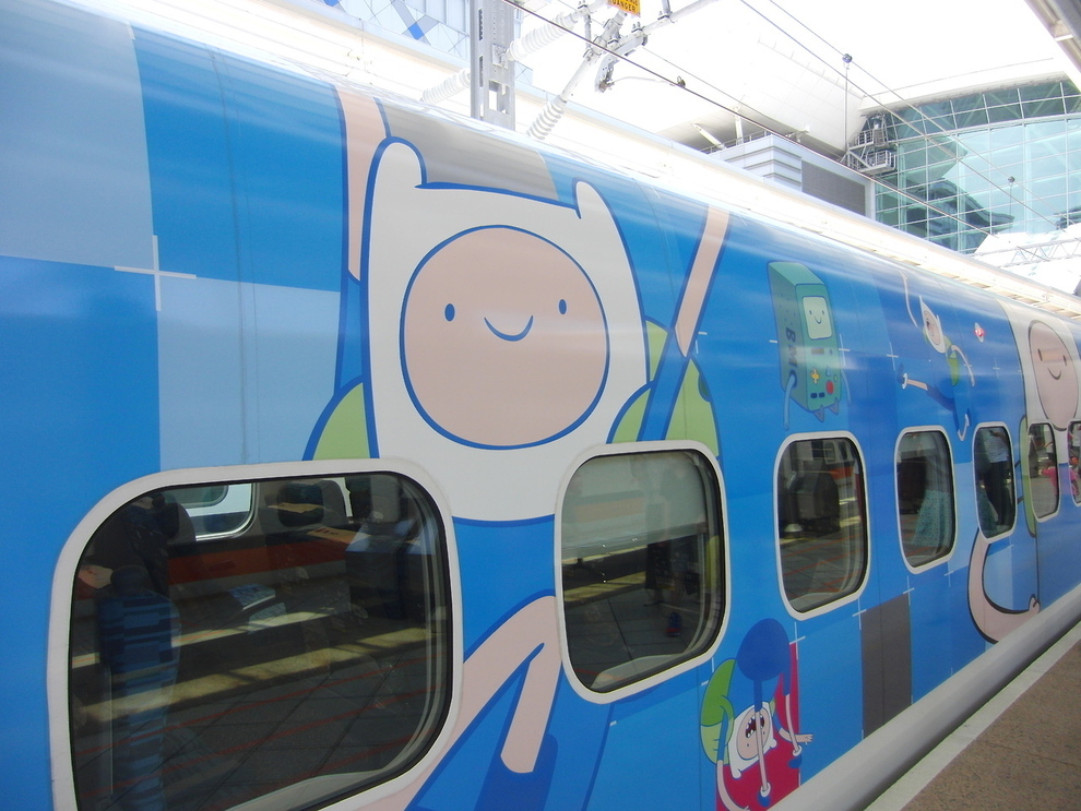 Trains In Taiwan painted After Cartoon Network Characters