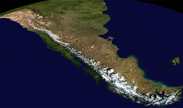 The Andes form the longest exposed mountain range at 7,000 kilometers.