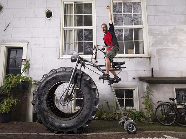 The heaviest bicycle ever, weighs 750kg 1,653lb and is owned by Water-van den Bosch of the Netherlands.