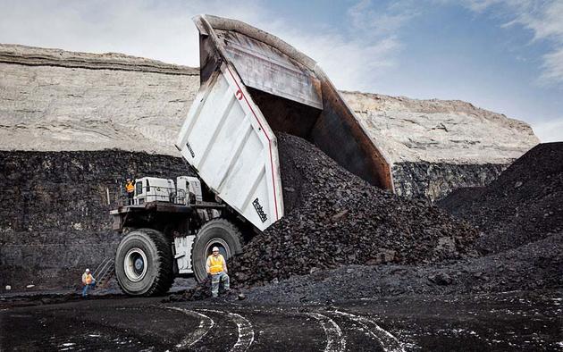 The largest hauling capacity truck in the world is the Westech T282C Flow Control Body. It can haul 470.4 cubic meters at a coal density of 0.86 tonsm3.