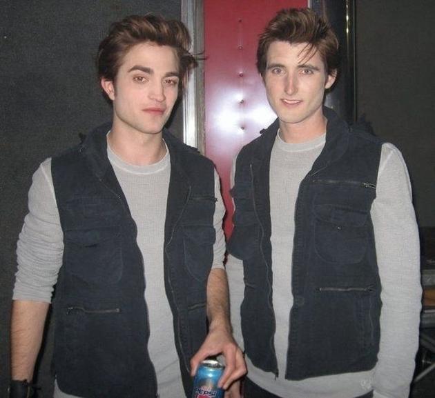 Rob Pattison and his stunt double on the set of Twilight 2008.