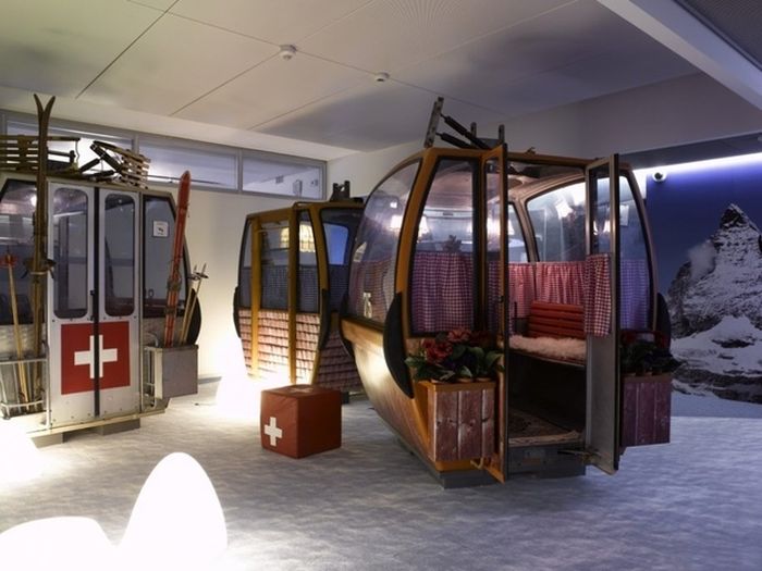 Indoor ski lift at the office in Zurich