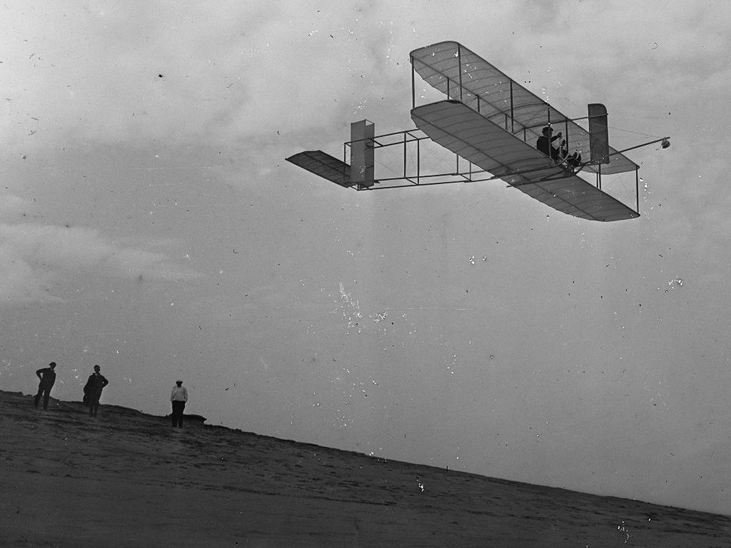 Orville Wright flew for 9 minutes and 45 seconds, 1911