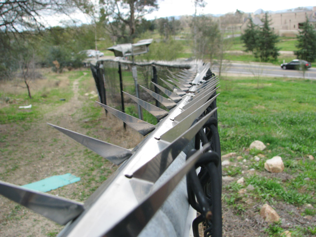 The bladed fence around the Church Of Scientologys unofficial prison in California.
