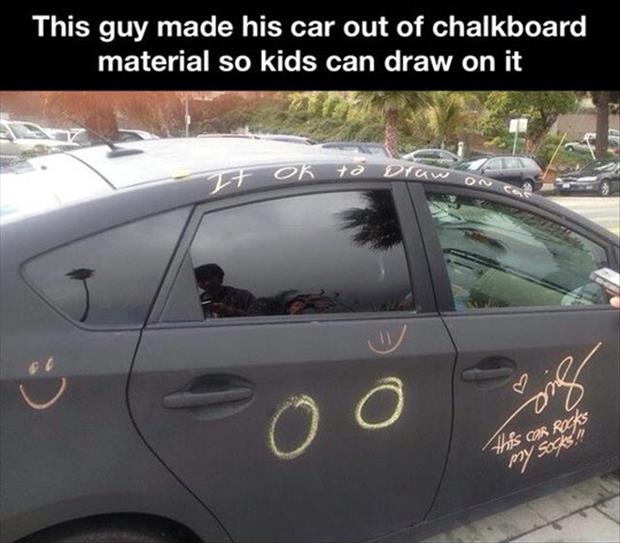 car chalkboard - This guy made his car out of chalkboard material so kids can draw on it If Ok to Di U V this car Rocks my Socks