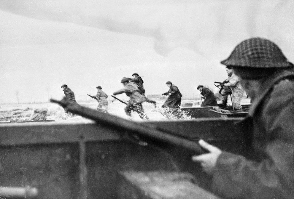 Canadian soldiers land on Courseulles Beach in Normandy, on June 6th, 1944