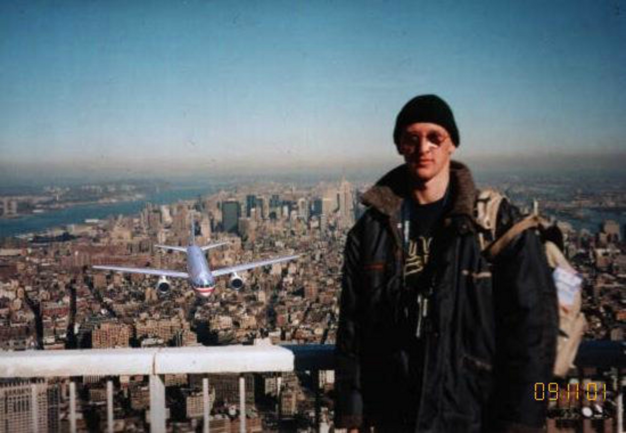 9-11 Tourist-Possibly one of the most famous hoax photos ever taken, it was at first believed that this photo was retrieved from a camera at Ground Zero but only later did people realize it was a fake.