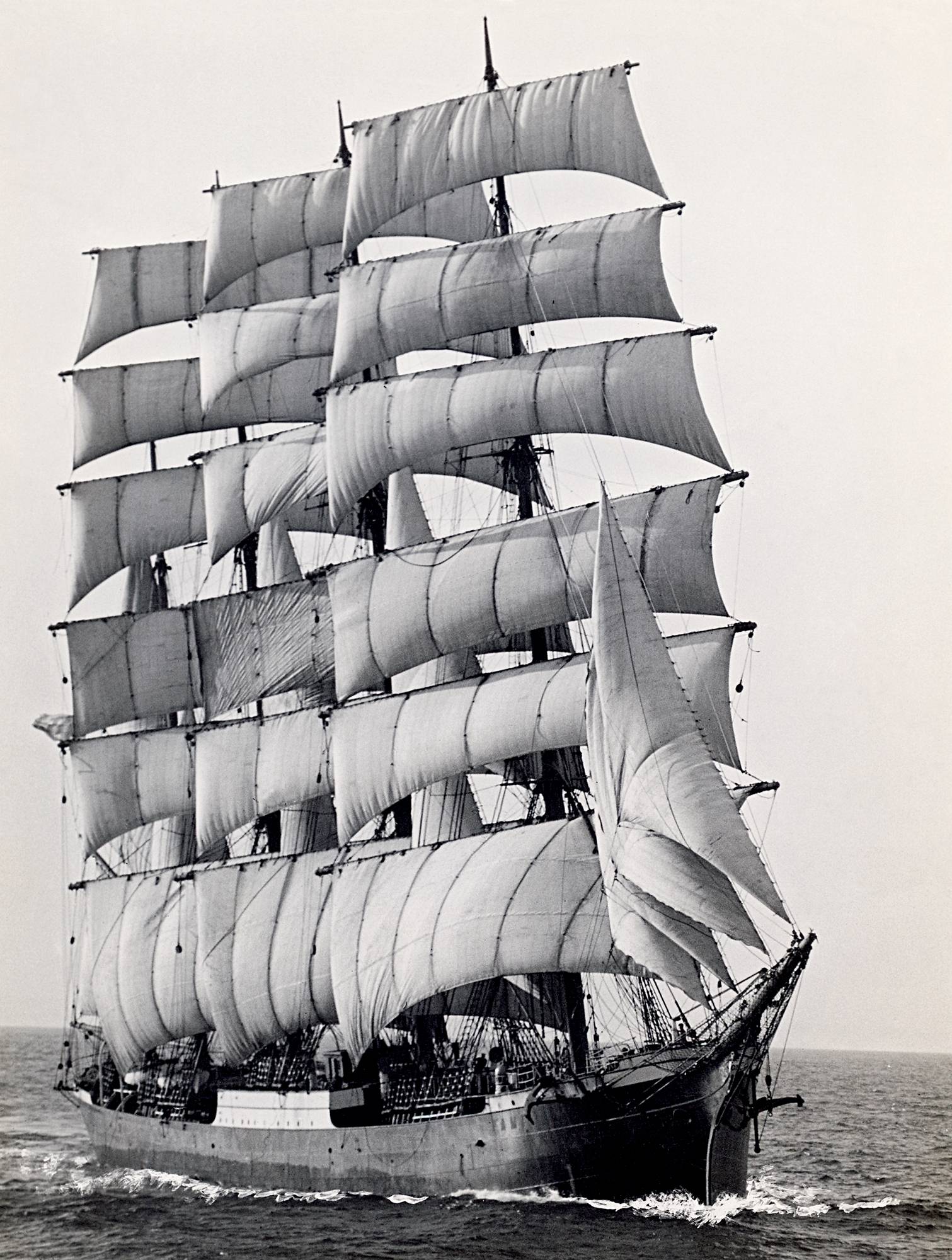 The last commercial sailing ship, Pamir, to round Cape Horn in 1949
