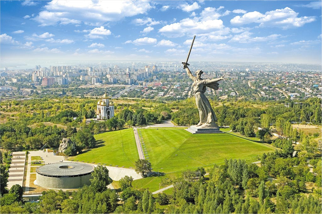 Russian statue, The Motherland Calls