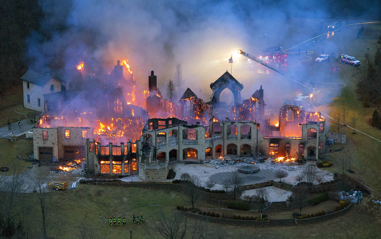 Four million dollar mansion burns to the ground in Ohio