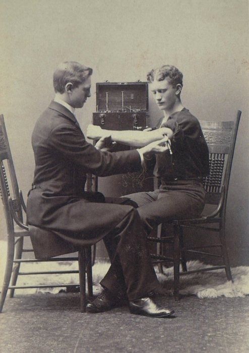 Neurological exam with electrical device, c. 1884