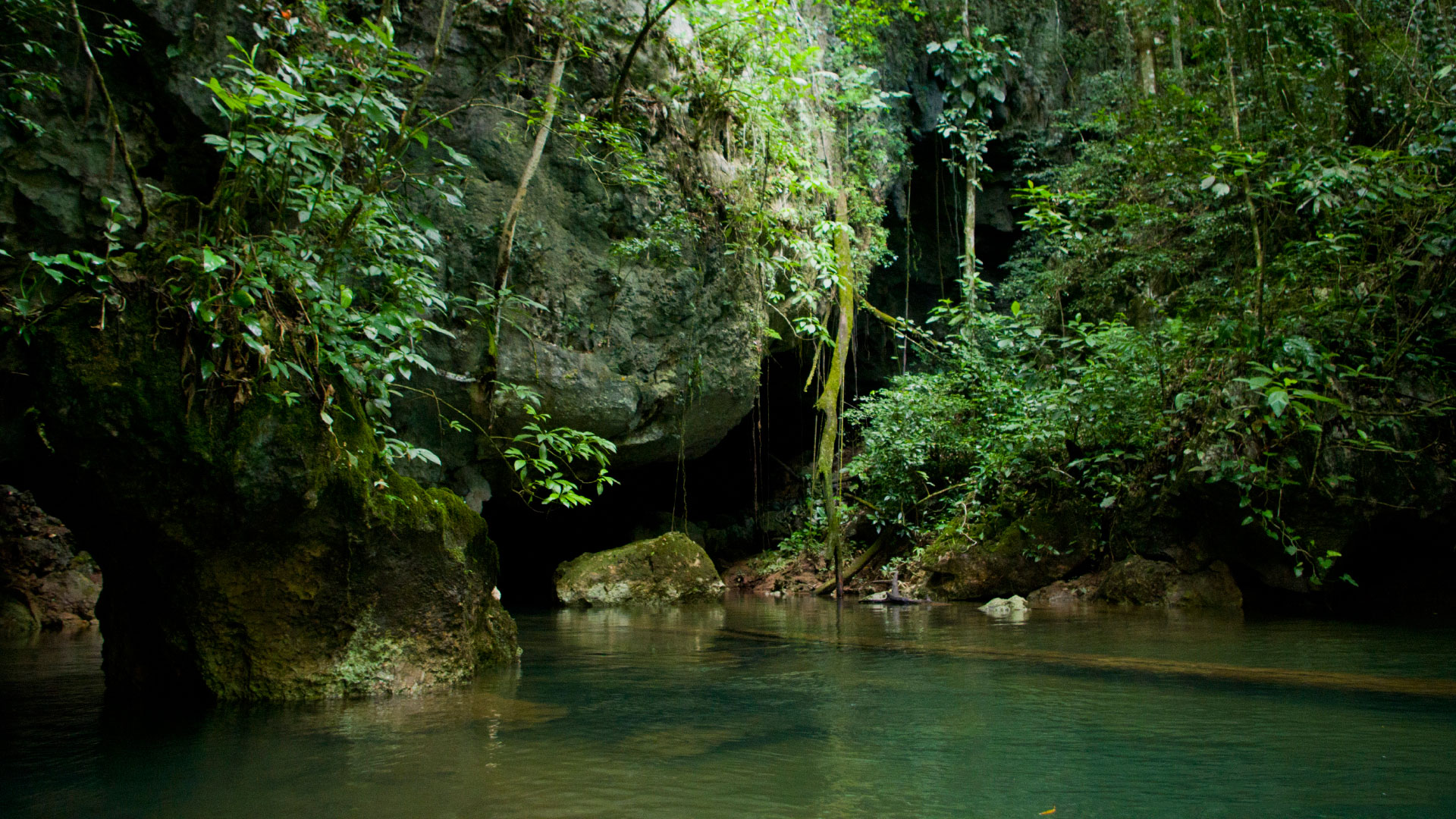 Barton Creek Cave Belize- When you first enter this cave, you might not find it to be anything too special until you notice the skulls. Barton Creek Cave was used by the Maya for ceremonial and burial purposes, and many of their artifacts and remains still lie amongst the cave's natural geological formations.