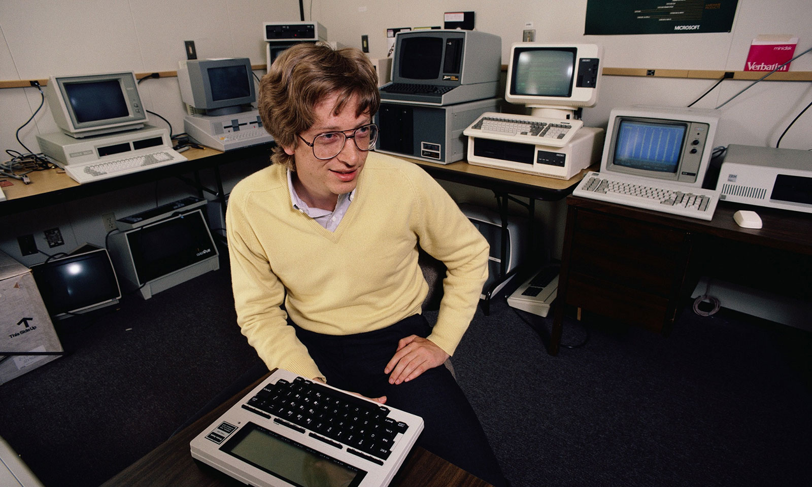 Bill Gates in his office, 1983.