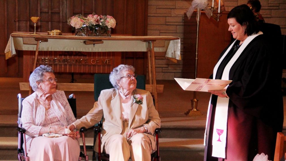 IOWA COUPLE OF 72 YEARS FINALLY GETS MARRIED