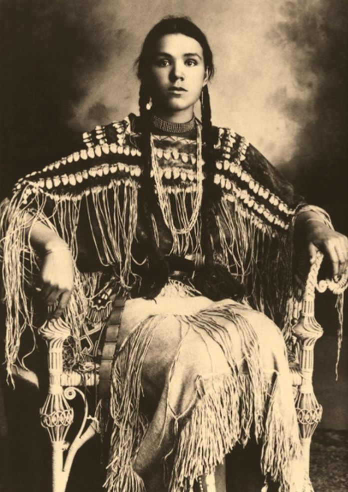 Cheyenne woman, Oklahoma, c. 1890-1904.