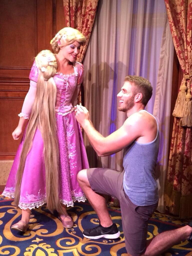 Guy Proposes to Every Princess at Disney World
