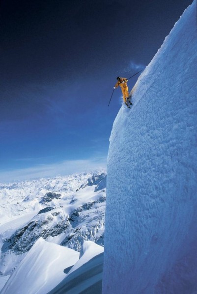 Incredible photos of climbers and other, who overcame there fear of heights. This truly enchanting look!  more: http://vulkom.com/the-unshrinking/