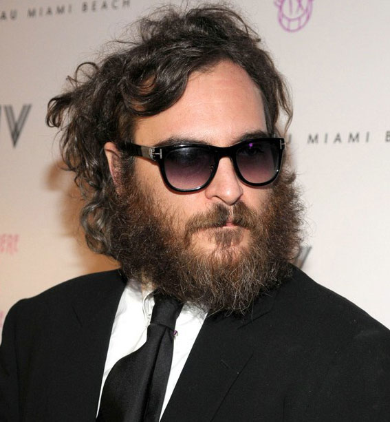 Did you know the entire time Joaquin Phoenix was making rounds on talk shows with his overgrown beard and proclamation of quitting acting to become a rapper, it was all for a movie role? Yeah, we didn't see Im Still Here we bet no one else did either, but what a really strange way to get into character.