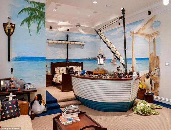 Even a few of the bedrooms are themed, like this pirate ship one.