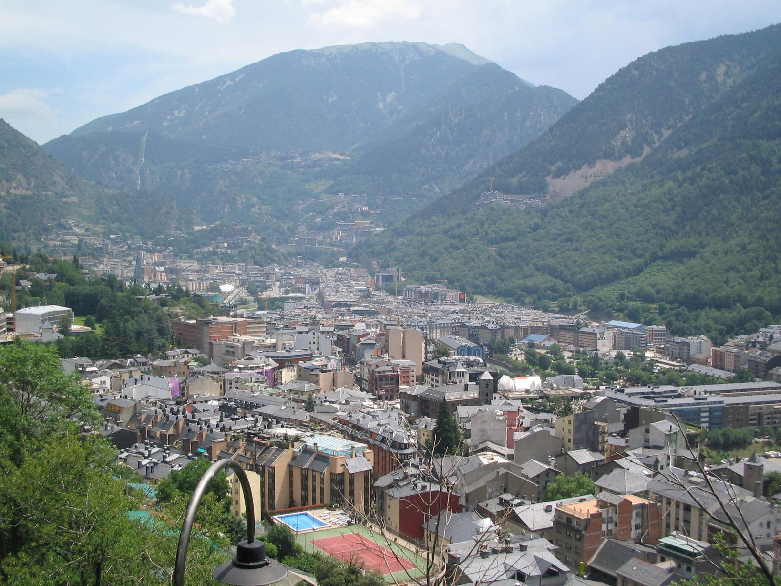 16.Andorra - 180 square miles - The independent Principality of Andorra is co-governed by the President of France and the Spain's Bishop of Urgel. With just over 70,000 people, this mountainous tourist destination tucked in the Pyrenees between France and Spain has been independent since 1278.