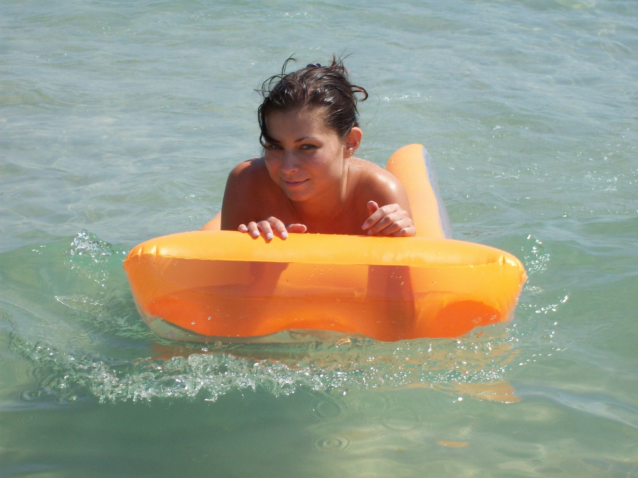 Zuzana Hot Vacation. Please rate and comment her