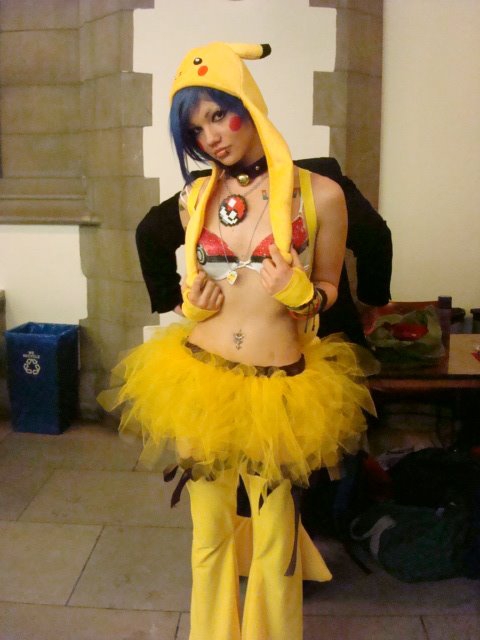 Wheet Whoo Pikachu The Sexiest Pikachu Cosplays ever.