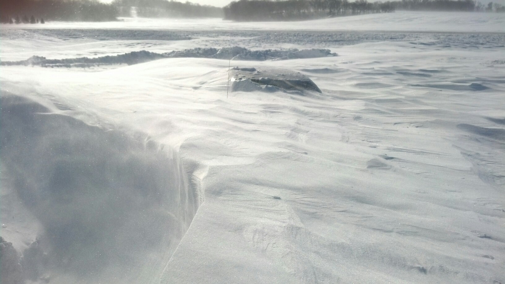 car in Le Sueur Minnesota after recent blizzard