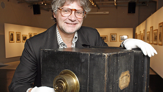 This box is Susse Freres daguerreotype camera and it's worth about $775,000. It's also the oldest camera known to exist.