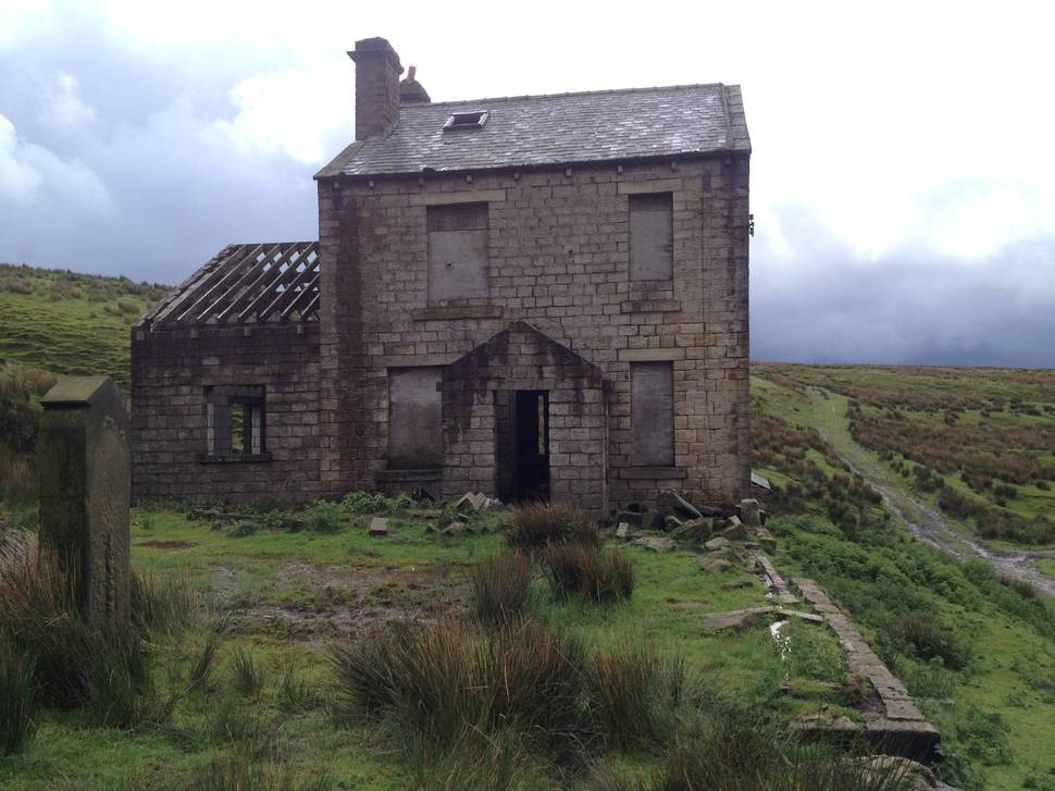 A rotting home on the Pennine Bridleway. Diggle, UK
