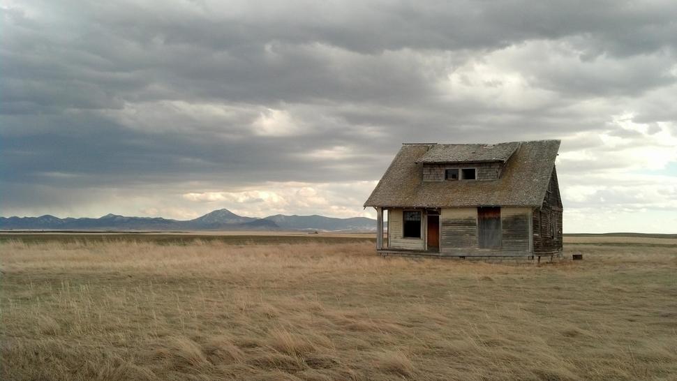 A lone house in the middle of nowhere. Carter Ferry, Montana