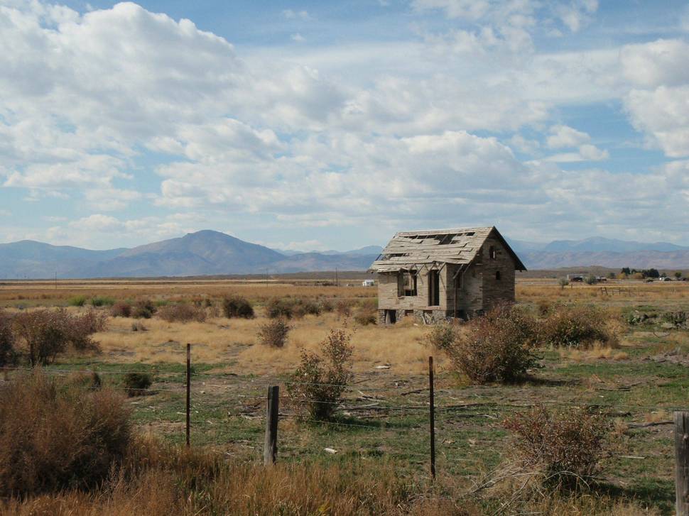 A deserted home set in a desolate environment. Idaho, USA