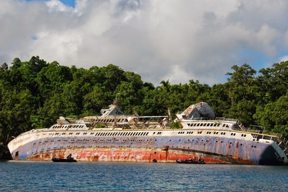 MS World Discoverer Roderick Bay, Nggela Island - The MS World Discoverer was a German cruise ship which ran aground during a voyage. Thankfully, all lives were saved but the ship is now a shadow of its former self.