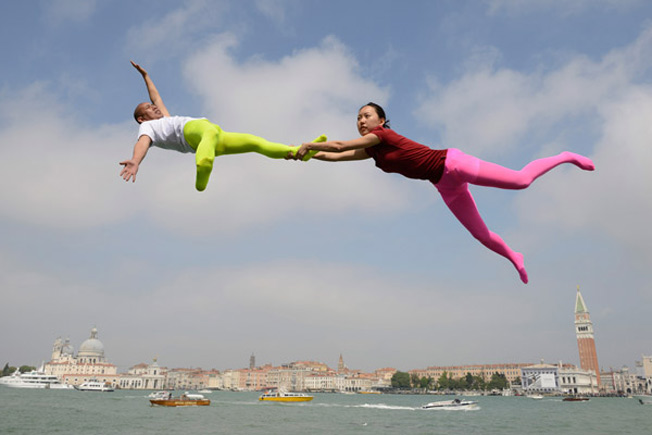 Pictures Of Flying People
