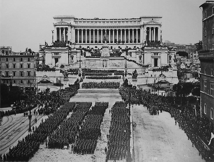 Units line up before a military parade in Rome, Italy in 1920.