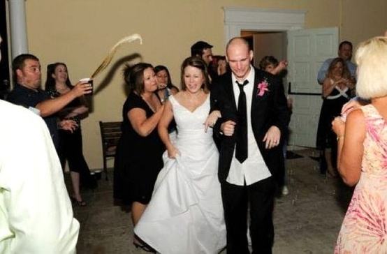 19 Wedding Moments That Got Completely Ruined