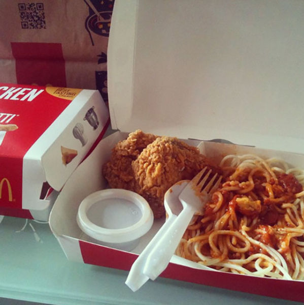 Fried Chicken with Spaghetti, Philippines.