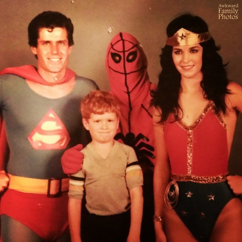 worst halloween costumes - Awkward Family Photos