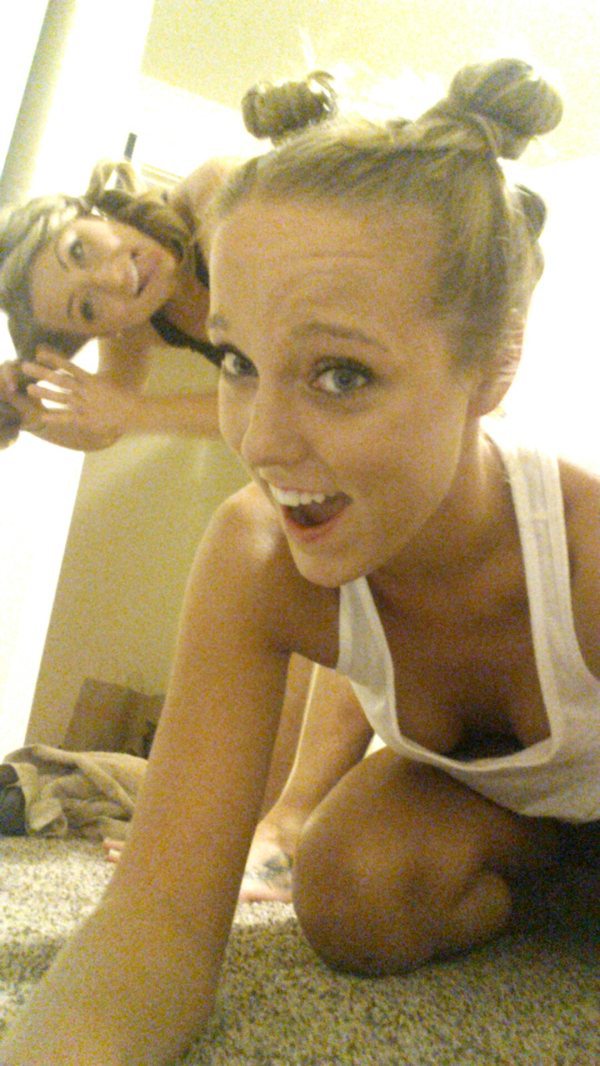 33 Girls Caught in The Act Of Being Goofy