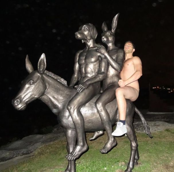 45 People Caught Being Sexual With Statues