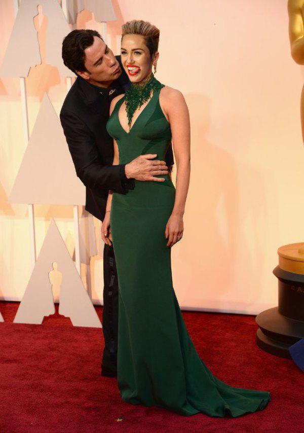 John Travolta's creepy Scarlett Johansson Kiss Is Meme Gold