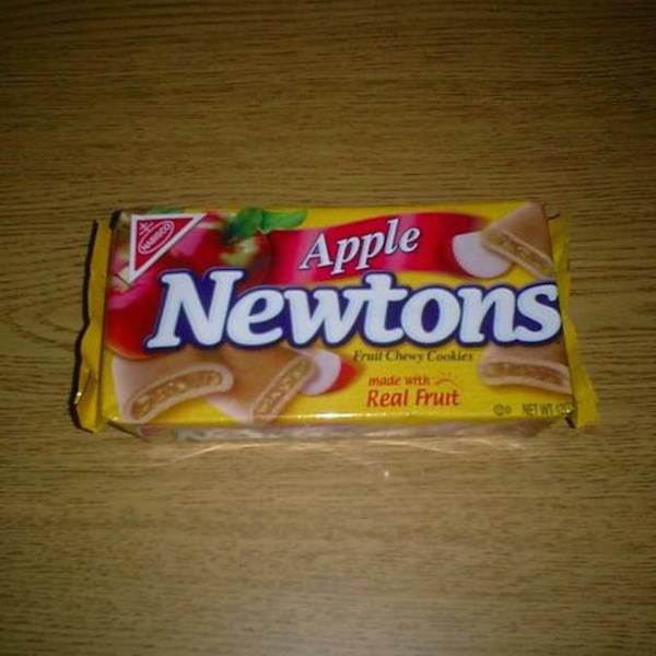 Apple Newtons
It was always a disappointment biting into a Newton bar, only to find that it was the original fig flavor. These apple Newtons were on a whole other level, though. Delicious apple filling, cluttered with apple chunks and surrounded by a cake coating. Now that’s more like it.