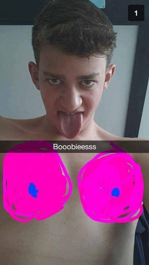 20 Funny Snapchats That Are Very Weird
