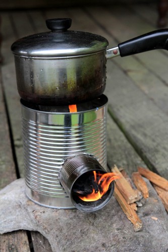 Make a can into a stove.