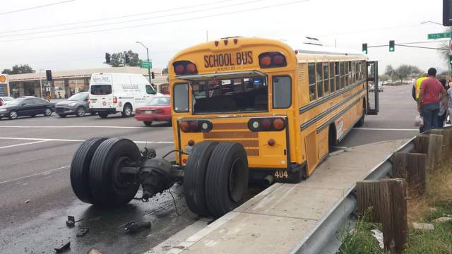 wheels fell off the bus - School Bus 404