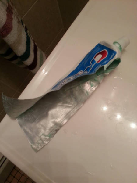 toothpaste girlfriend