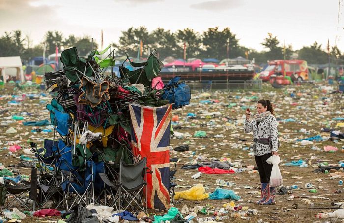 glastonbury mess -